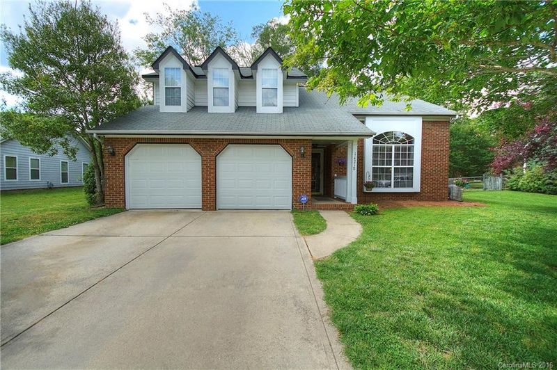 14218 Harlequin Dr, Charlotte, NC 28273