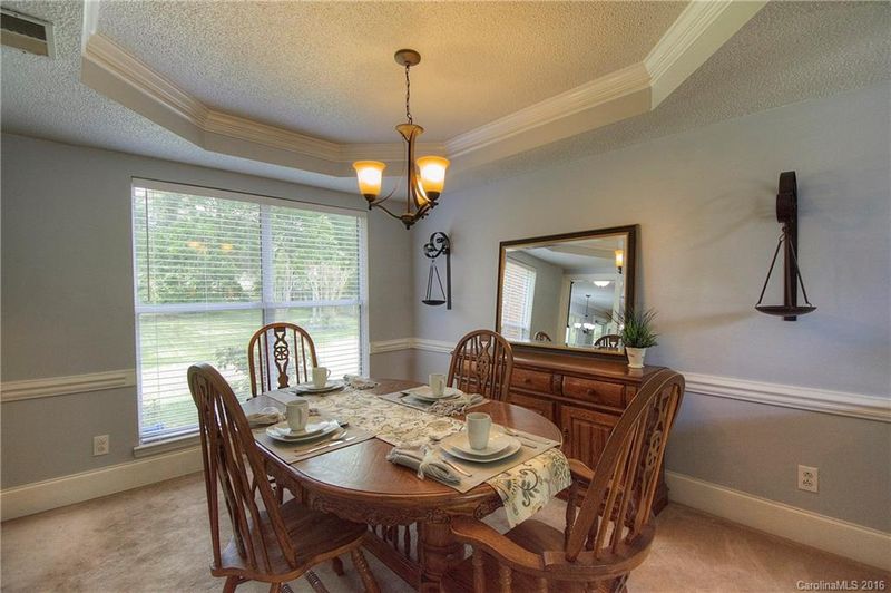 14218 Harlequin Dr, Charlotte, NC 28273