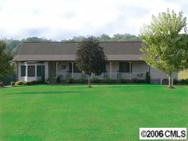 1425 Crossland Rd, Clover, SC 29710