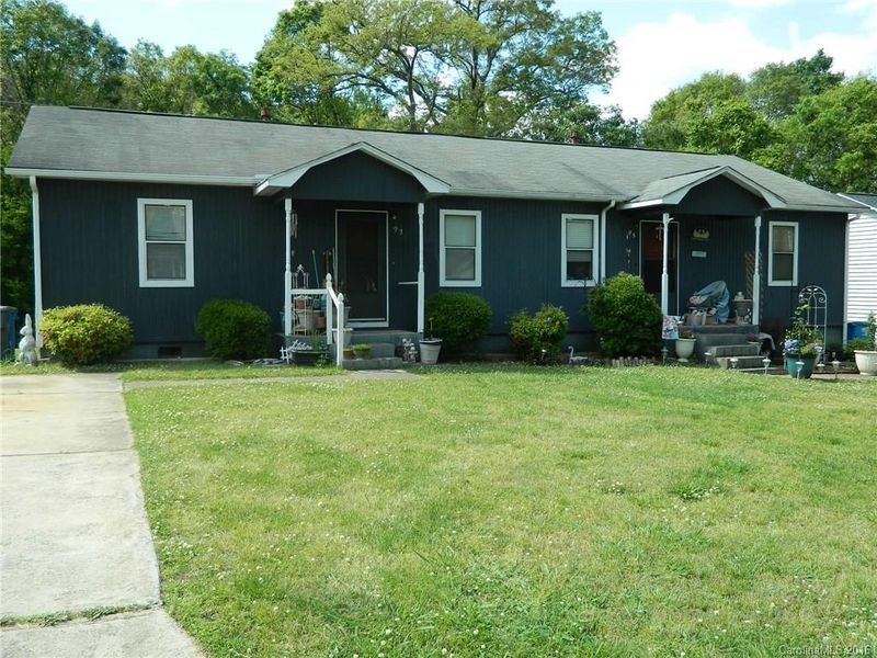 93 Vine St, Belmont, NC 28012
