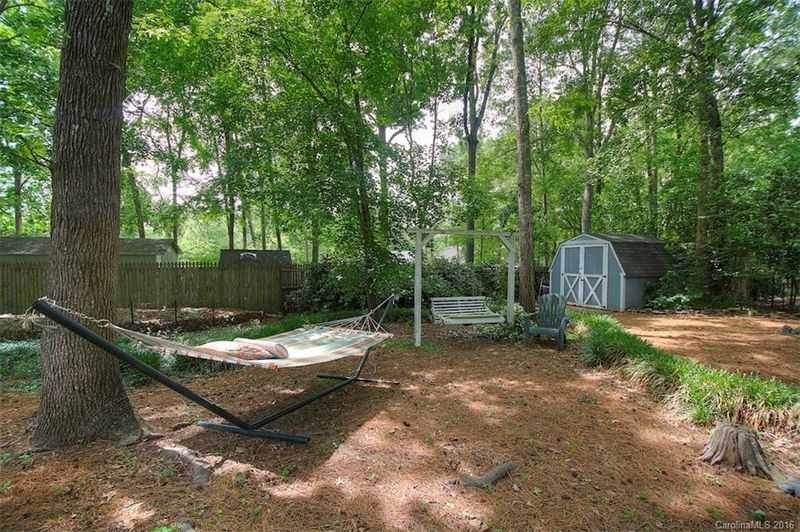 6830 Porterfield Rd, Charlotte, NC 28226