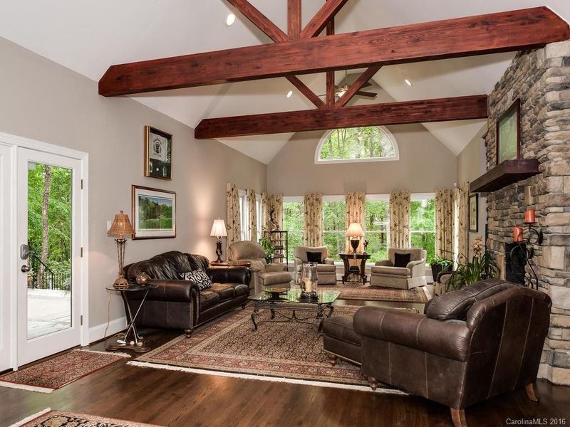 18922 Elm Row Ct, Davidson, NC 28036