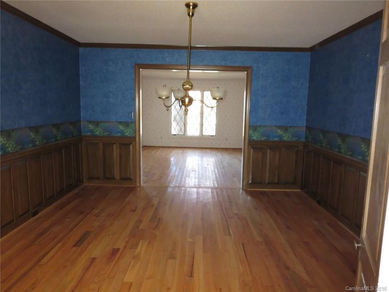 3750 11th St, Hickory, NC 28601