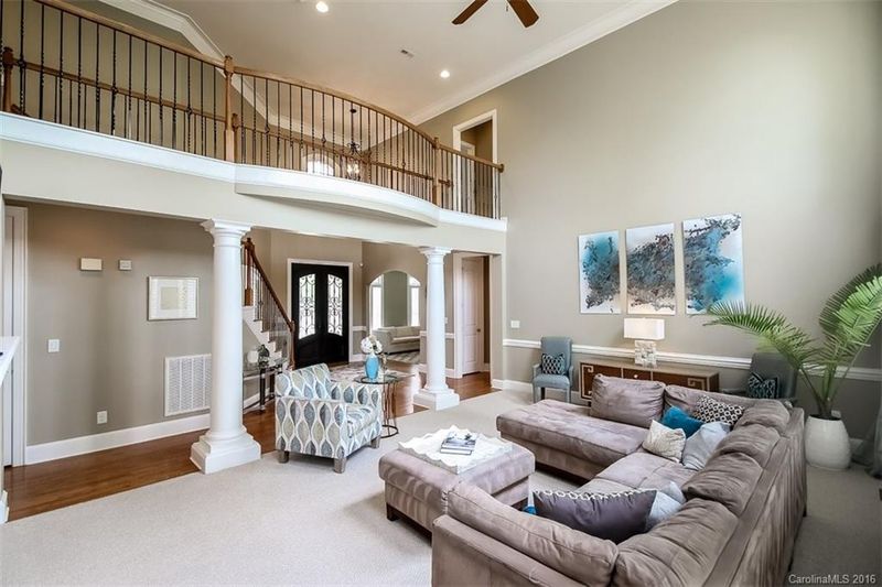 4005 Stanbury Dr, Matthews, NC 28104