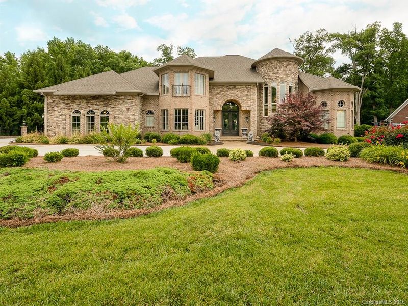 3625 Augusta Ct, Gastonia, NC 28056