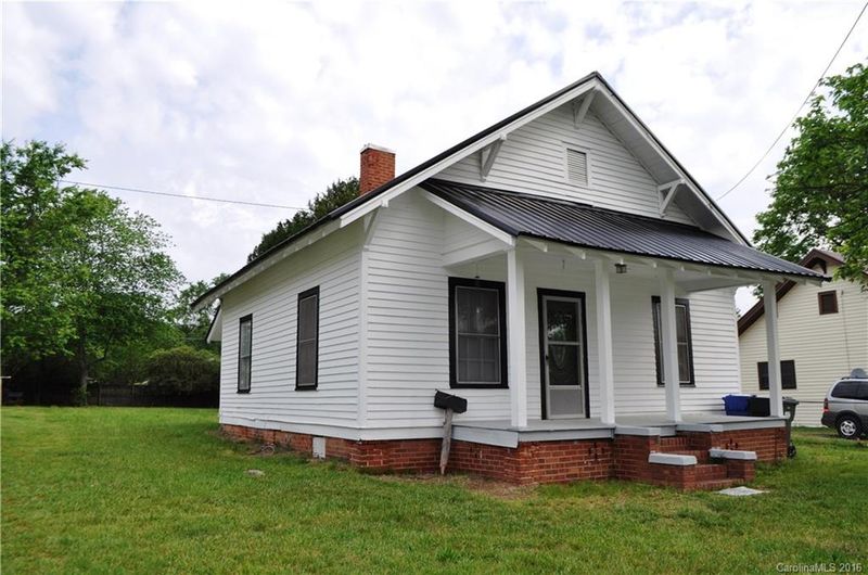 327 Field Dr #8, Troutman, NC 28166