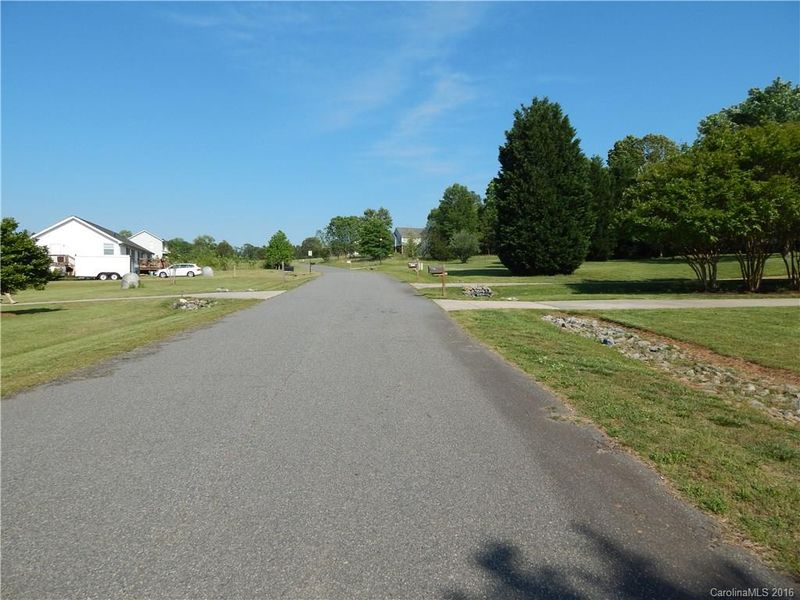 10757 Kingsview Dr #10, Davidson, NC 28036