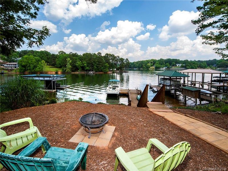 1110 Palmyra Dr #110, Tega Cay, SC 29708