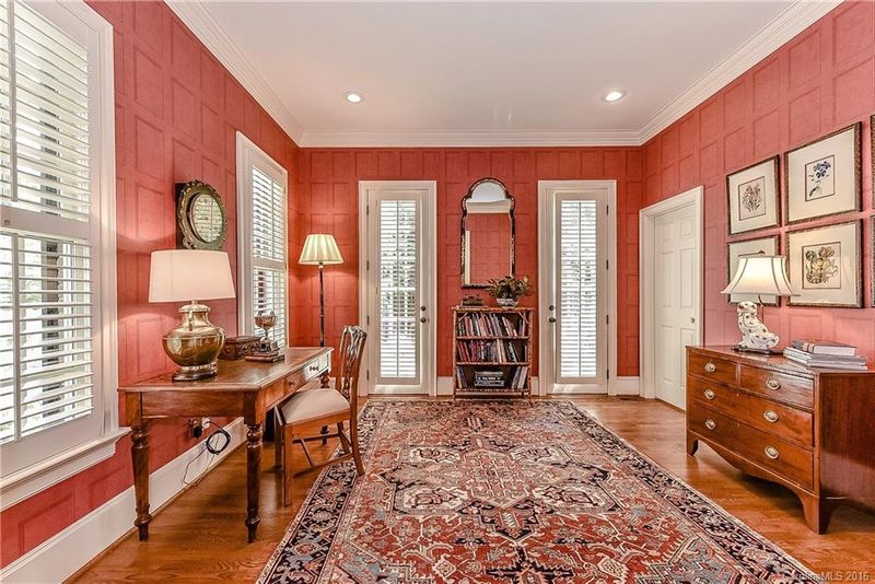 2303 Crescent Ave #1, Charlotte, NC 28207