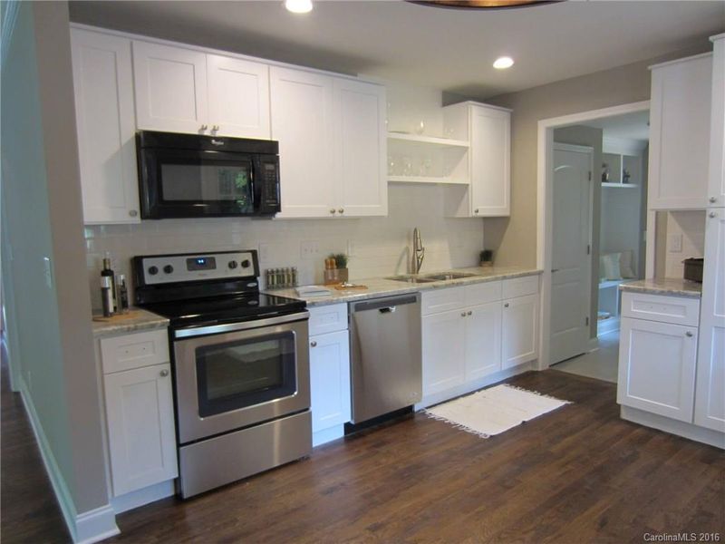 657 Manhasset Rd #20, Charlotte, NC 28209