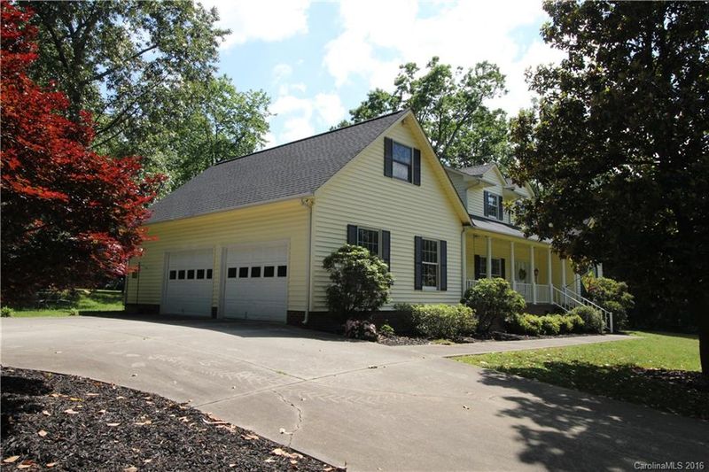 107 Doris Ct #42, Lincolnton, NC 28092