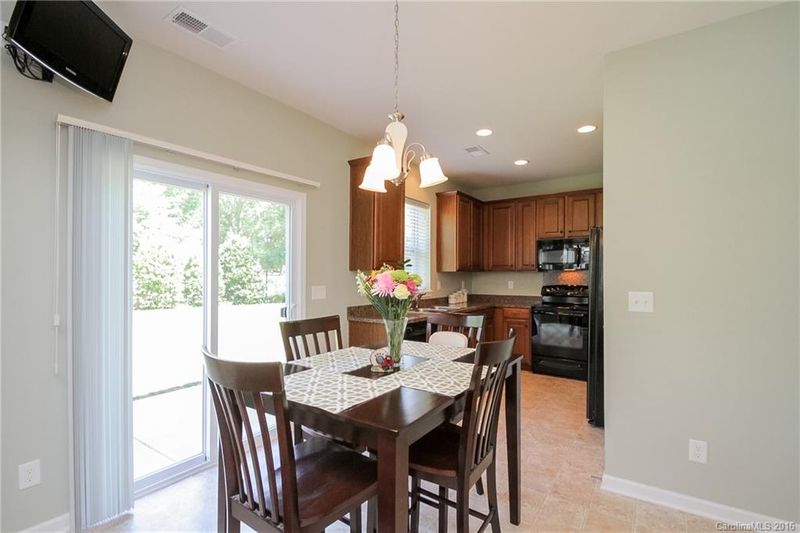 10750 Traders Ct, Davidson, NC 28036