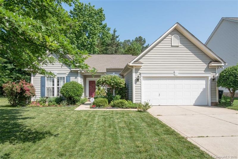 2540 Bricker Dr, Charlotte, NC 28273