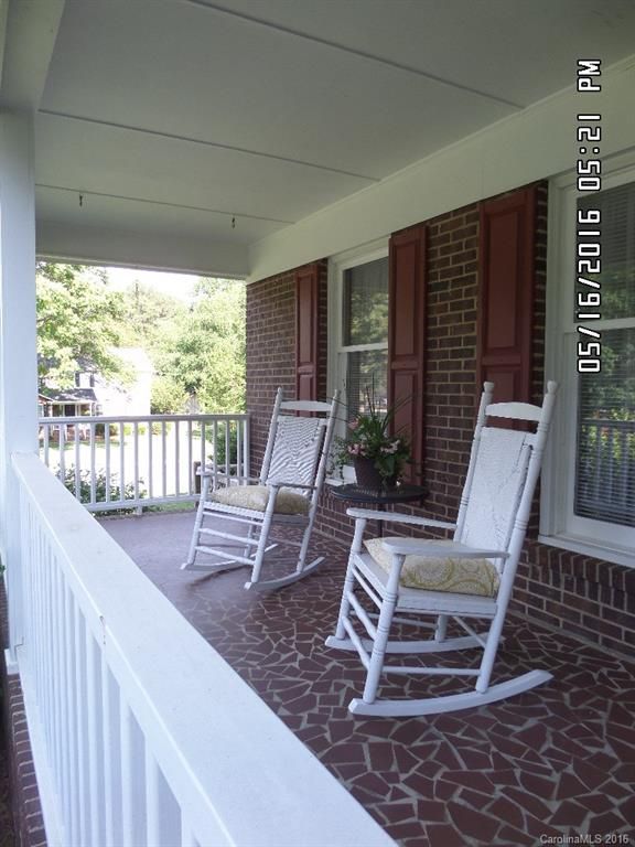 1041 Robin Ln, Gastonia, NC 28054