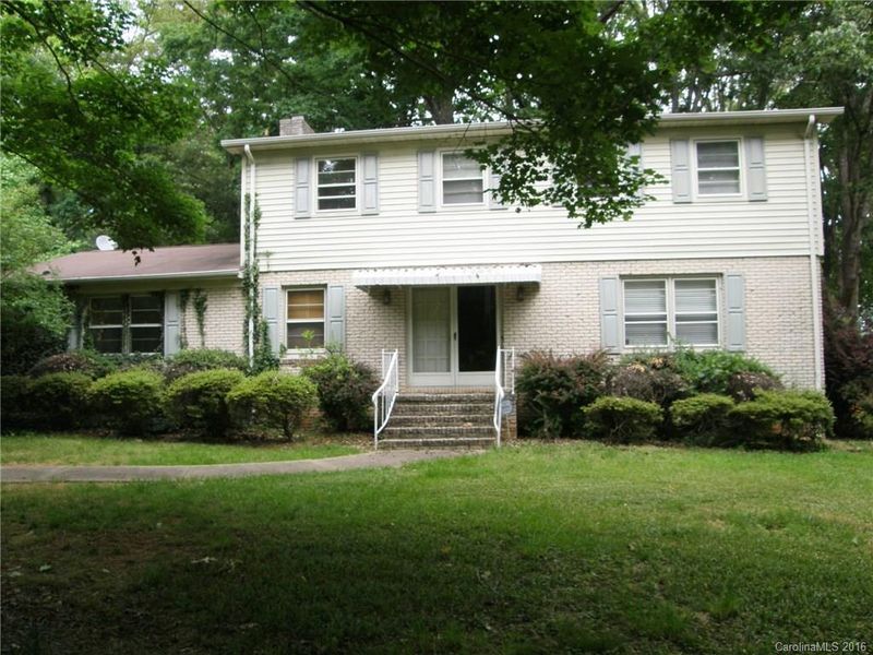 6420 Pencade Ln, Charlotte, NC 28215