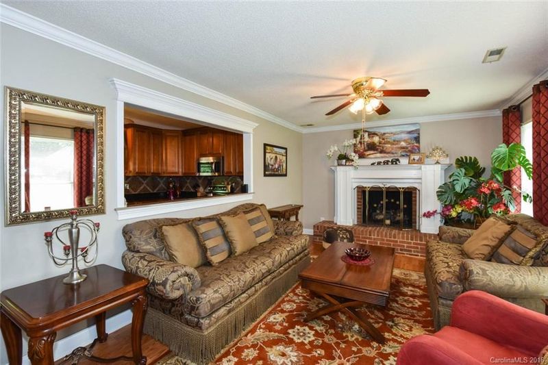 7519 Lancashire Dr, Mint Hill, NC 28227