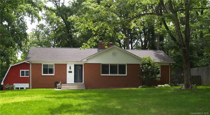 2819 Temple Ln, Charlotte, NC 28205
