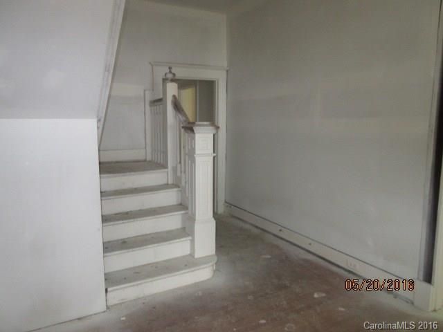 147 Walnut St, Chester, SC 29706
