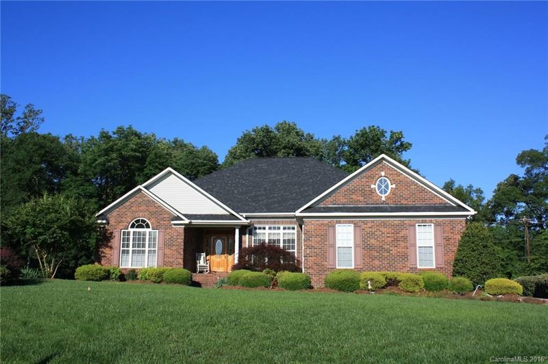 7763 Coachman Ct #17, Harrisburg, NC 28075
