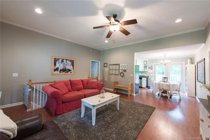 2438 Applegate Dr, Concord, NC 28027