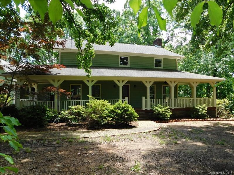116 Julia Dr, Lincolnton, NC 28092
