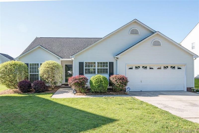 2013 Lanshire Ct, Charlotte, NC 28262