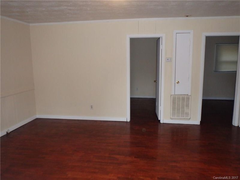 313 Jennings St, Lincolnton, NC 28092