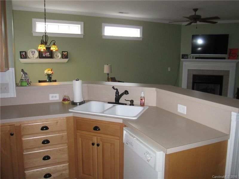 5458 Ives St #161, Concord, NC 28027