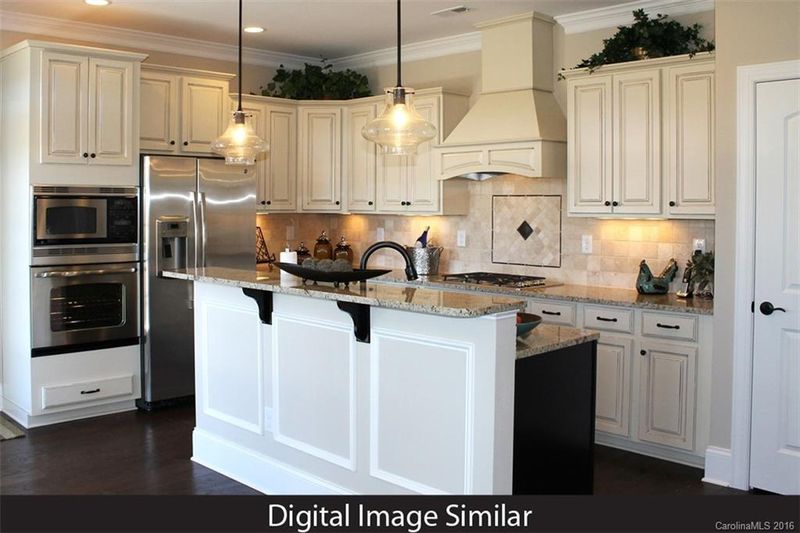 3341 Coventry Commons Dr #201, Mint Hill, NC 28227