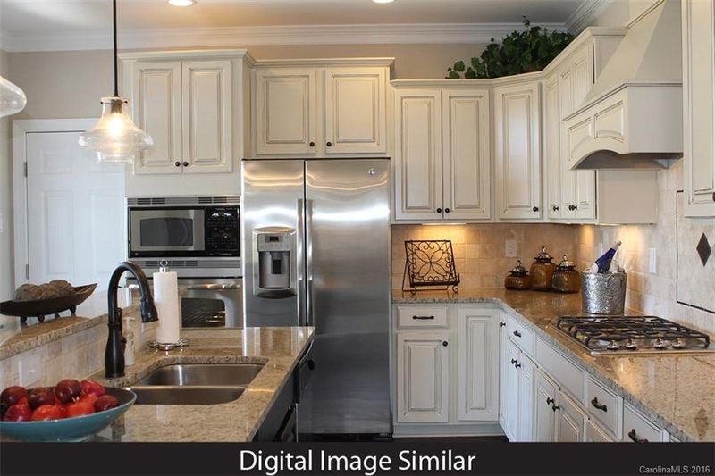3349 Coventry Commons Dr #203, Mint Hill, NC 28227