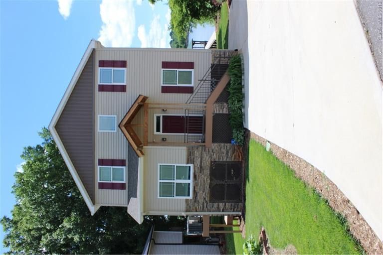 4457 Shadowview Ln, Claremont, NC 28610