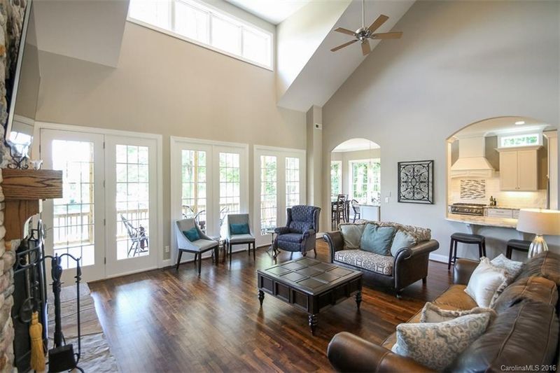 236 Elysian Dr, Mooresville, NC 28117