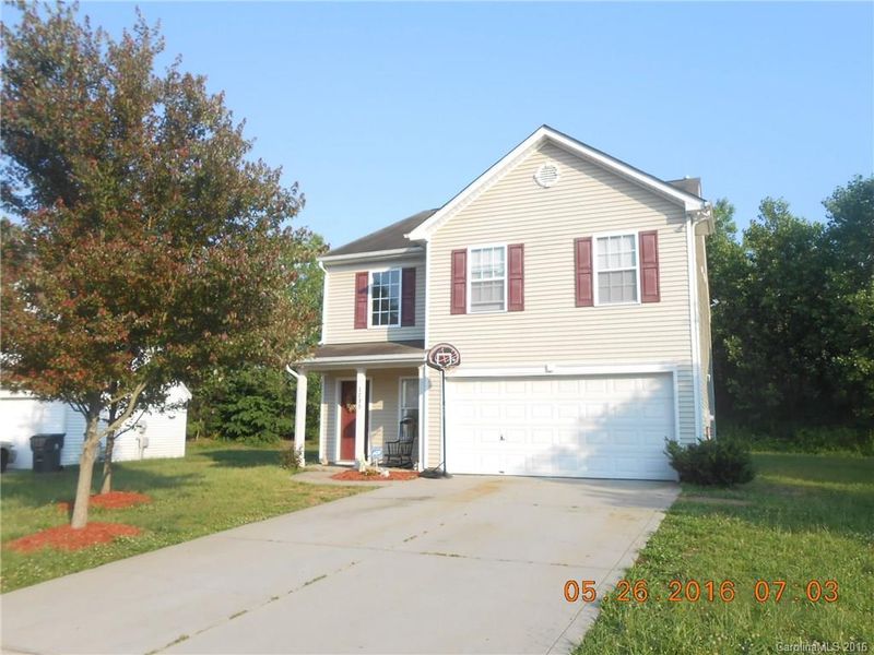 1735 Long Paw Ln, Charlotte, NC 28214