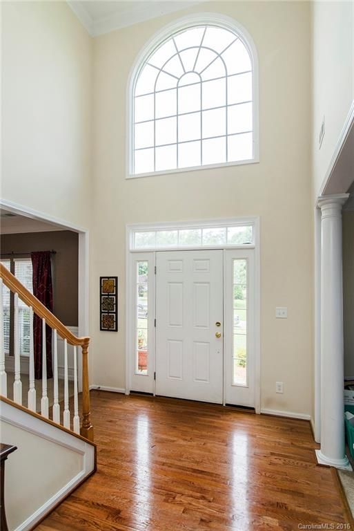1112 Yarrow Rd, Matthews, NC 28104