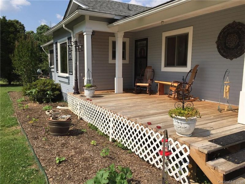 1120 Lloyd White Rd, Clover, SC 29710