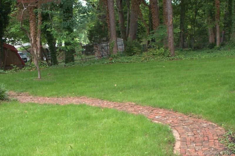 7211 Riding Trail Rd, Charlotte, NC 28212