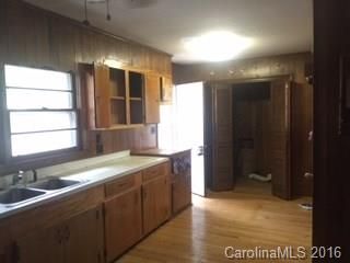 222 Pinckney St, Chester, SC 29706