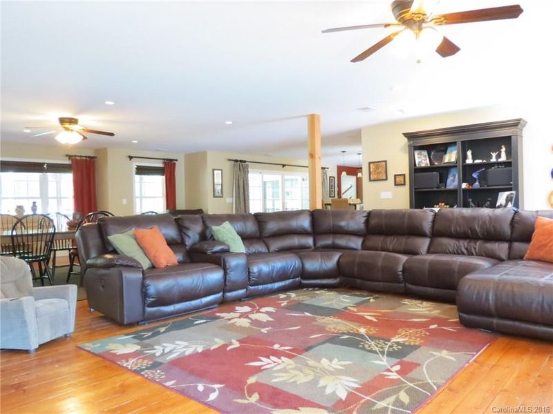 15175 Hwy 55 Hw, Blacksburg, SC 29702
