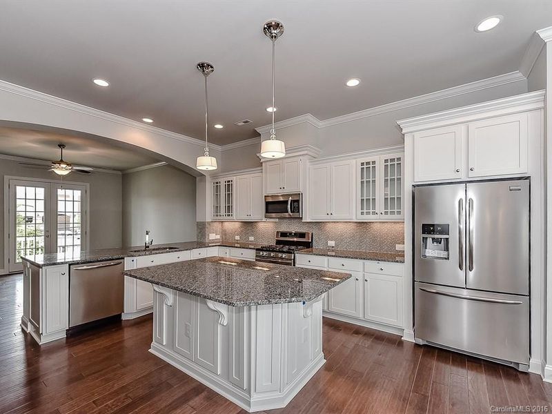 254 Iverson Way #4, Charlotte, NC 28203