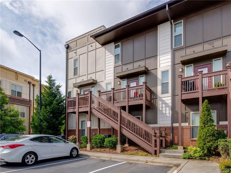 1031 Skyline View Way #., Charlotte, NC 28204