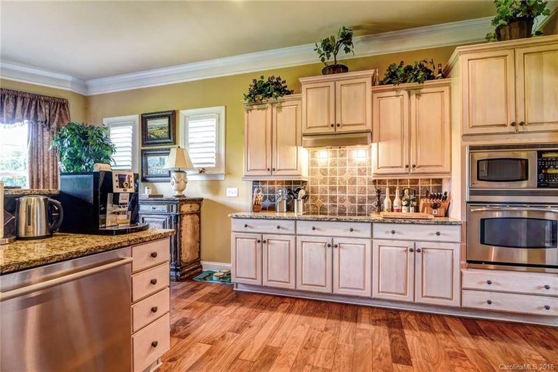 2279 Barrowcliffe Dr, Concord, NC 28027