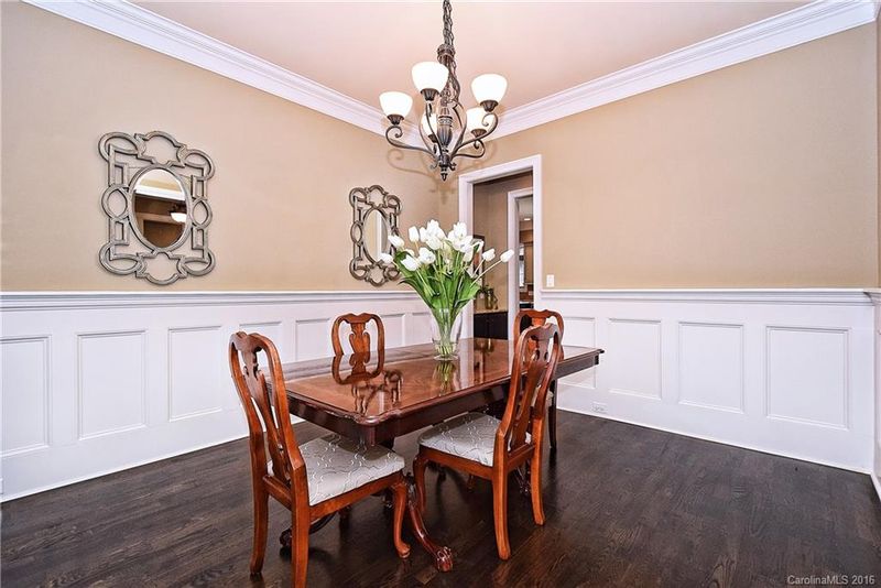 4921 River Hills Dr, Denver, NC 28037
