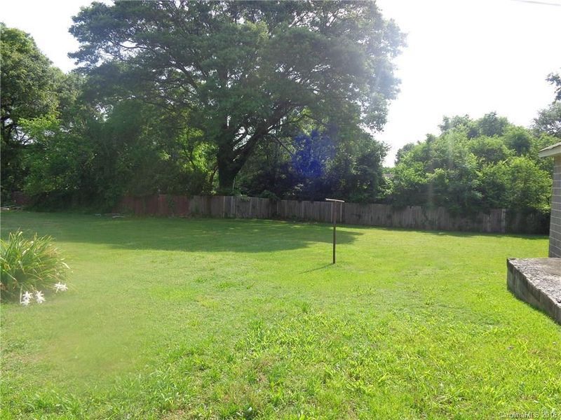 502 N Modena St, Gastonia, NC 28054