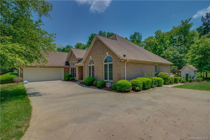 9571 Barnett Rd, Concord, NC 28027