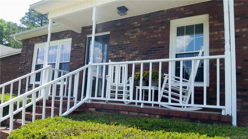 64 Paddington Dr SW, Concord, NC 28205