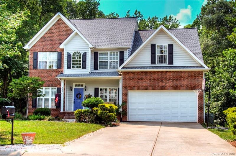825 Savannah Place Dr, Fort Mill, SC 29715