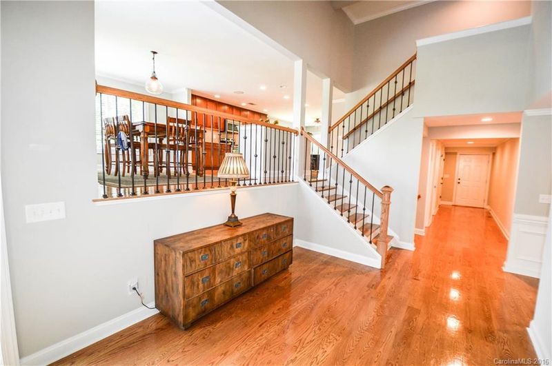 8008 Rising Meadow Rd, Charlotte, NC 28277