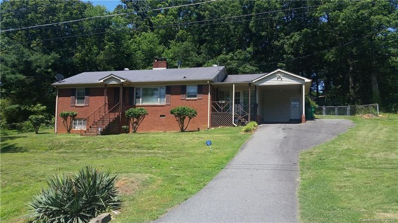 5513 Alpine Ln, Charlotte, NC 28269