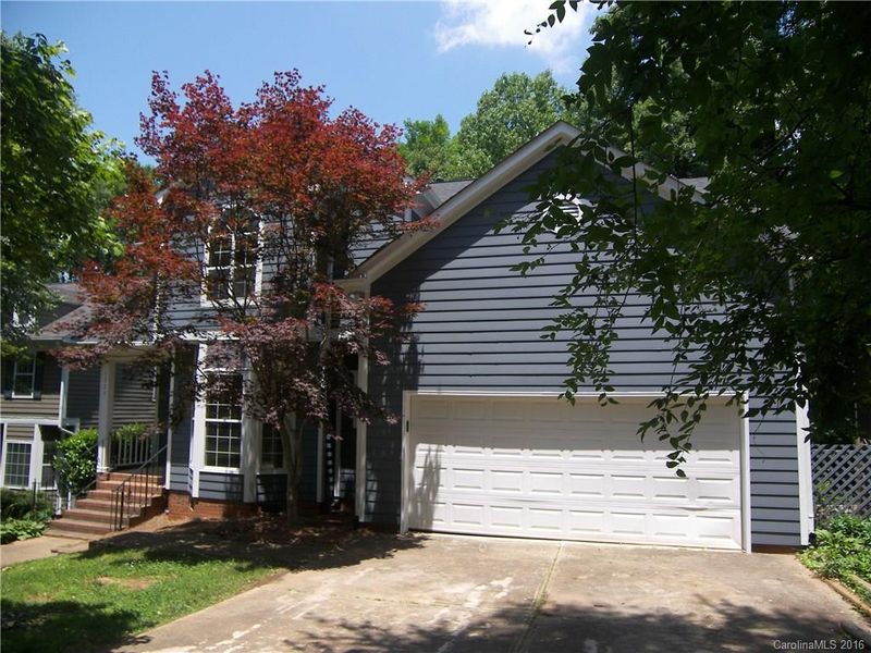 7220 Reynard Ln, Charlotte, NC 28215