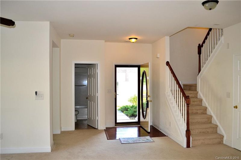 4520 Brookwood Rd, Charlotte, NC 28215